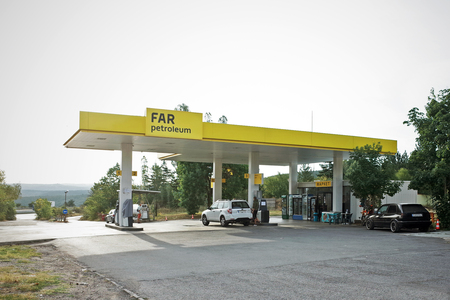 Бензиностанция Far Petroleum